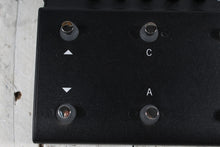 Load image into Gallery viewer, Line 6 POD GO Multi-Effects Processor Electric Guitar and Bass Multi FX