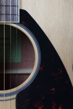 Load image into Gallery viewer, Yamaha FSX820C Concert Cutaway Acoustic Electric Guitar Natural Gloss Finish