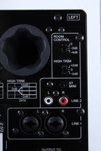 Load image into Gallery viewer, Yamaha HS4 PAIR OF TWO Powered Studio Monitor Bi Amp 2 Way Active Speakers White