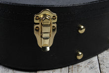 Load image into Gallery viewer, Fender Classical/ Small Body Hardshell Case Acoustic Guitar Case Black