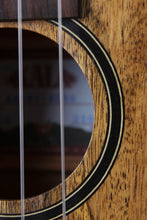 Load image into Gallery viewer, Kala Spalted Mango Long Neck Soprano Ukulele Satin Natural Uke KA-MG-SLNG