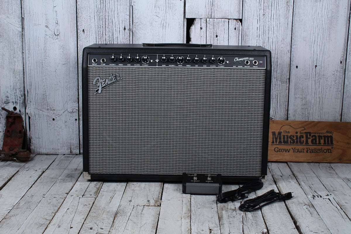 Fender® Champion 100 Electric Guitar Amplifier 2 x 12 Combo Amp with  Footswitch