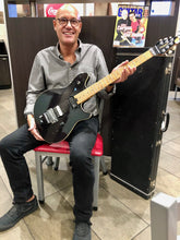 Load image into Gallery viewer, Peavey Flat Top Prototype Wolfgang Eddie Van Halen Owned EVH Guitar w Magazine