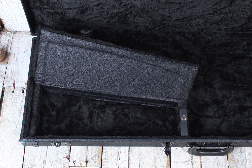 Fender Classic Series Electric Guitar Hardshell Case for Strat and Tele Blackout