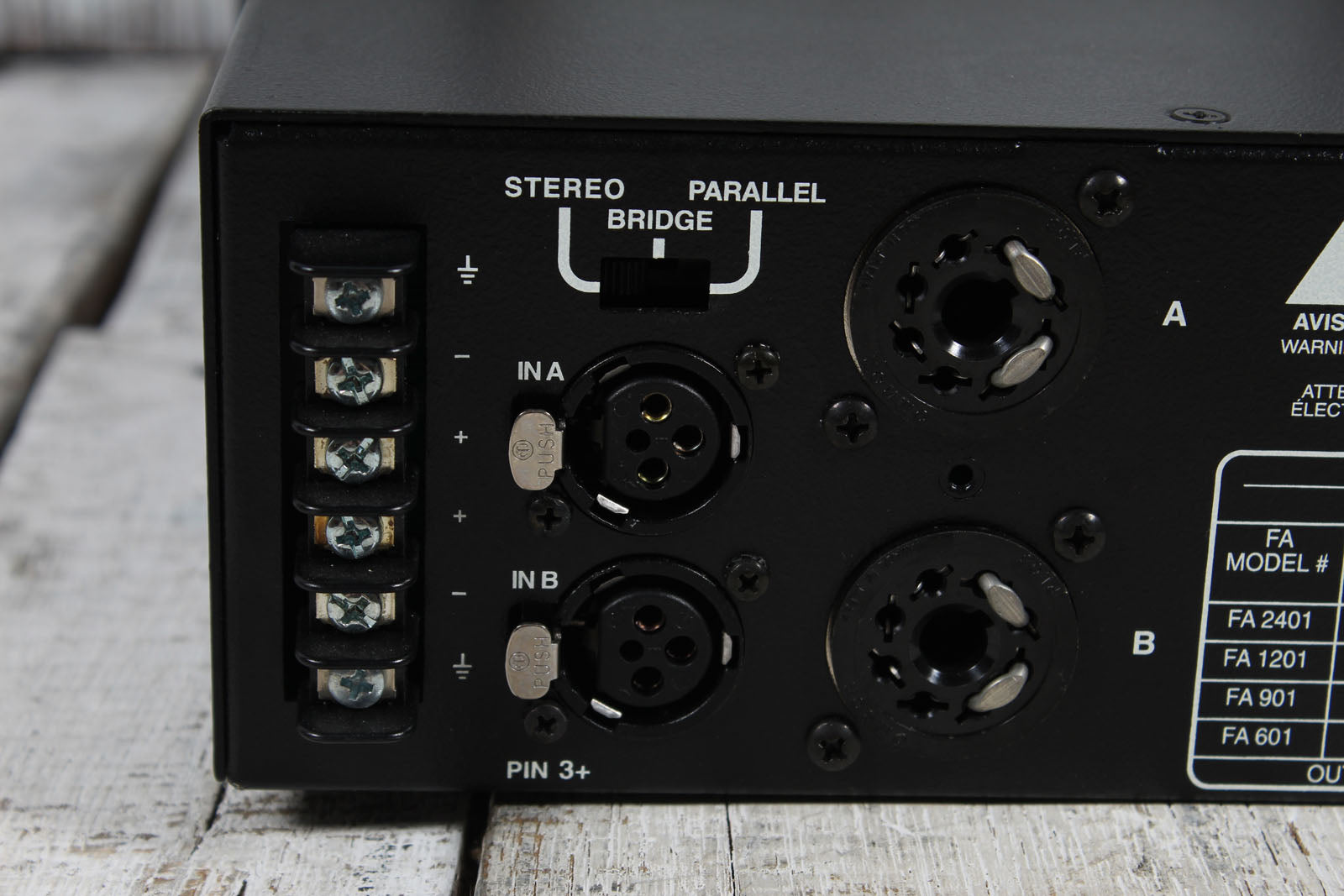 Crest Audio Vintage FA901 Power Amplifier 2 Channel Professional Power Amp