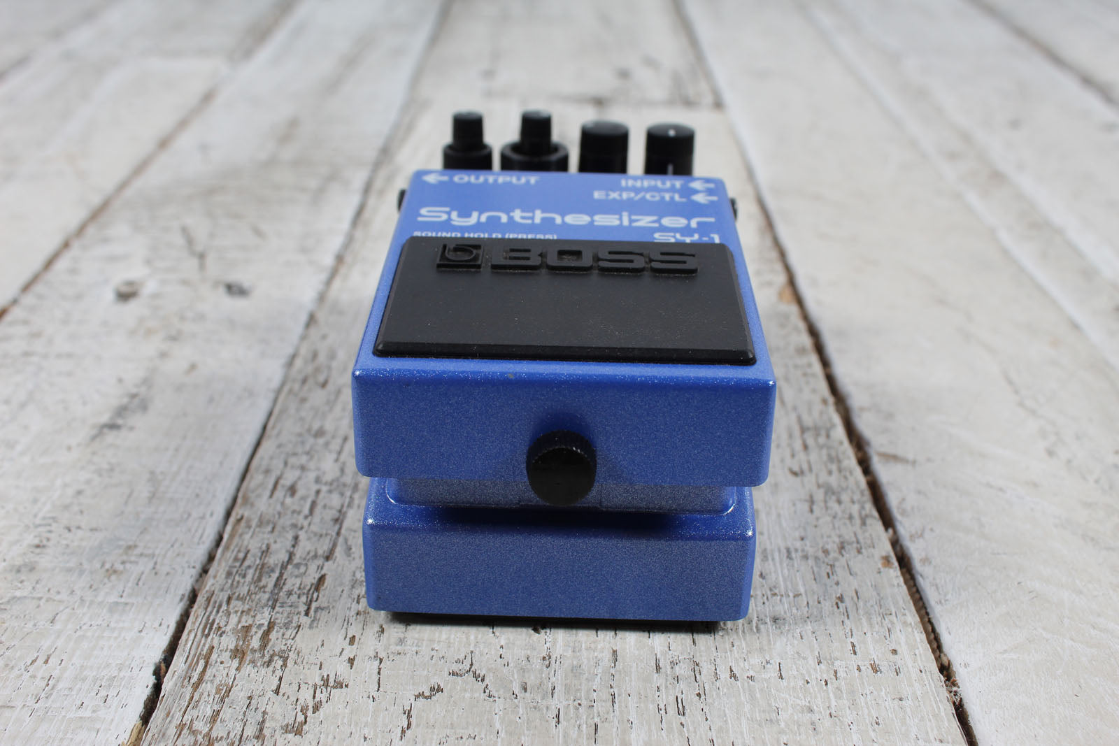 Boss SY-1 Guitar Synthesizer Pedal Electric Guitar or Bass Synth Effects Pedal