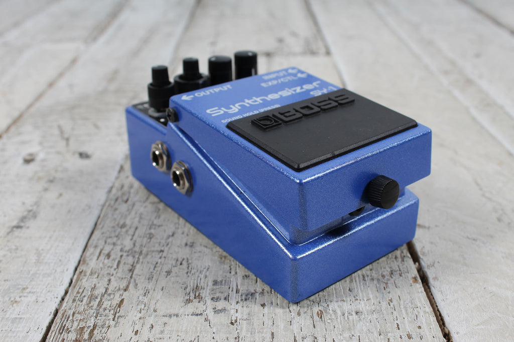 Boss SY-1 Guitar Synthesizer Pedal Electric Guitar or Bass Synth Effects Pedal