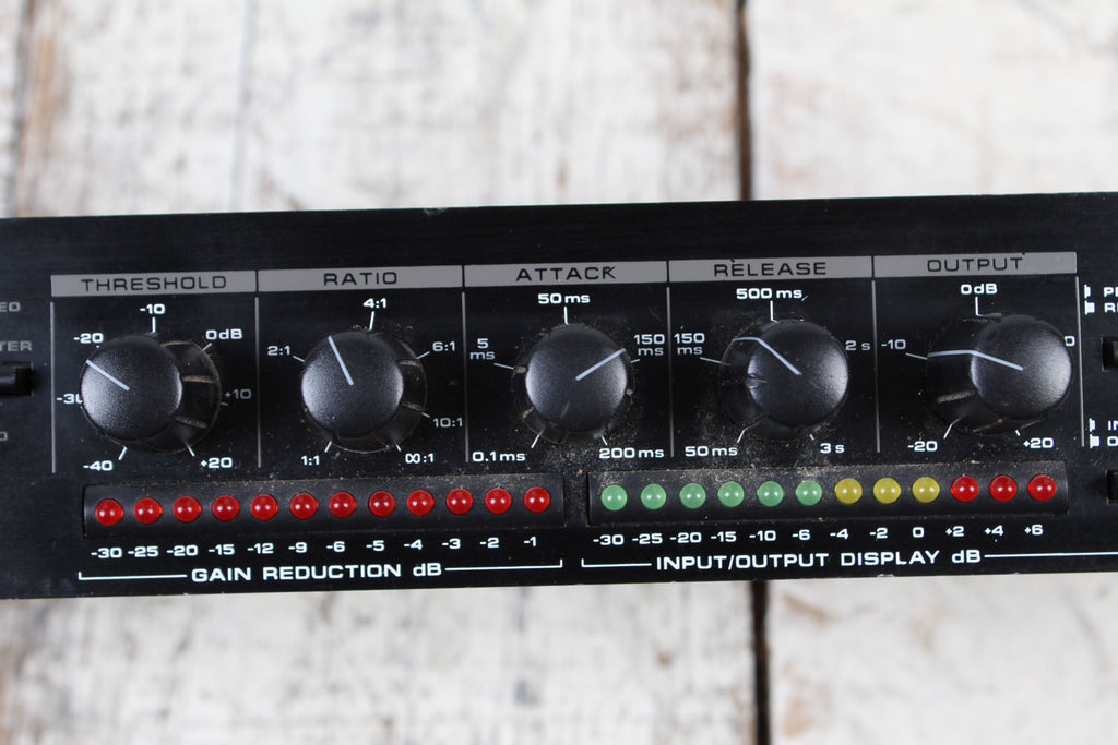 Alesis 3630 Dual Channel Audio Compressor Limiter RMS and Gate with Noise Gate