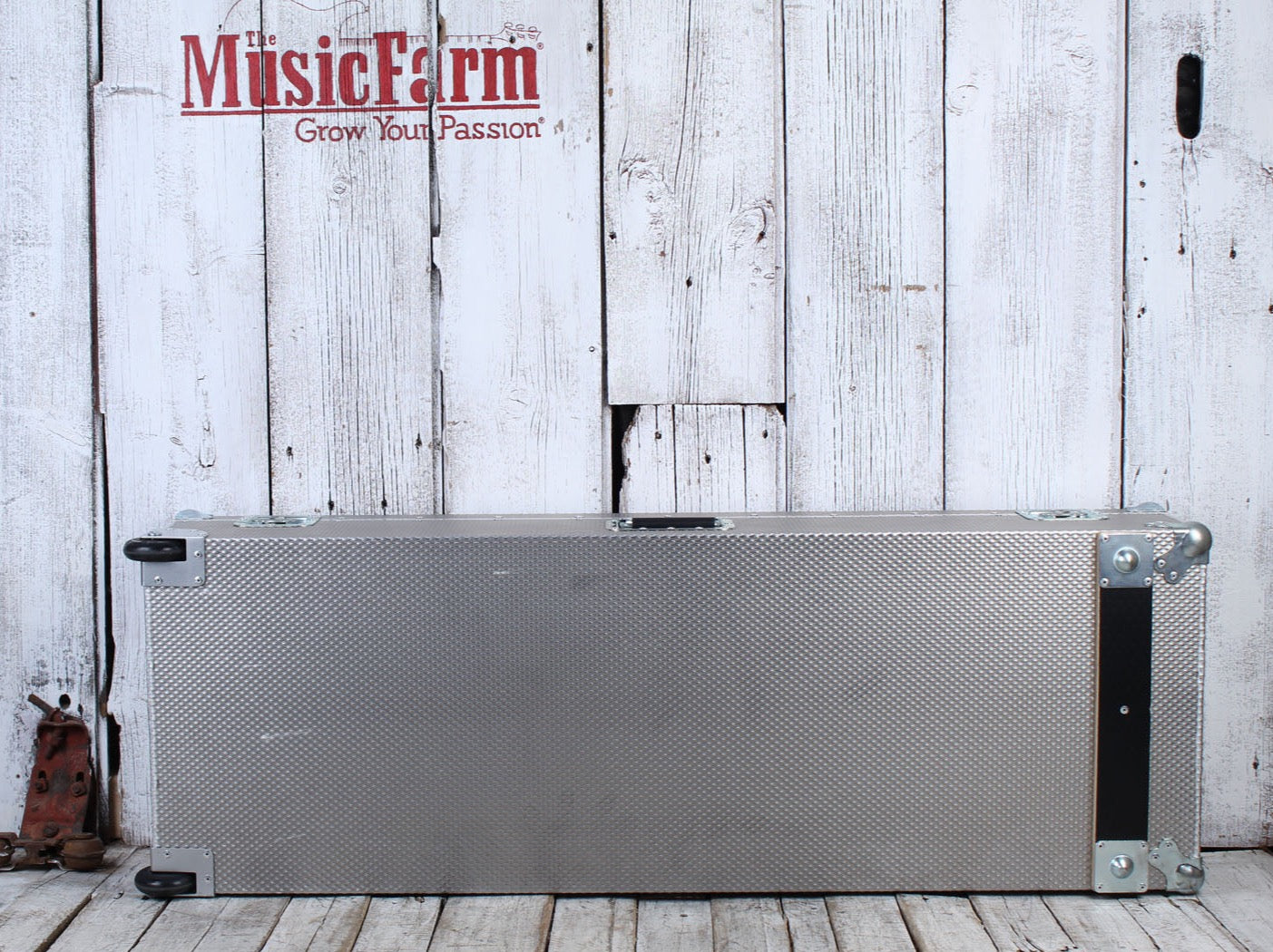 ECM Engineering Case Manufacturers Pedal Board and ATA Case Secondary image