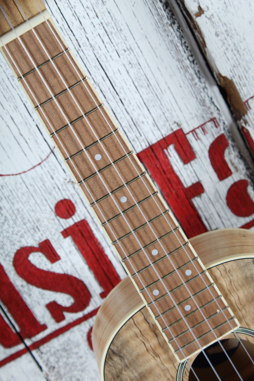 Fender California Coast Zuma Exotic Concert Ukulele Natural Spalted Maple Finish