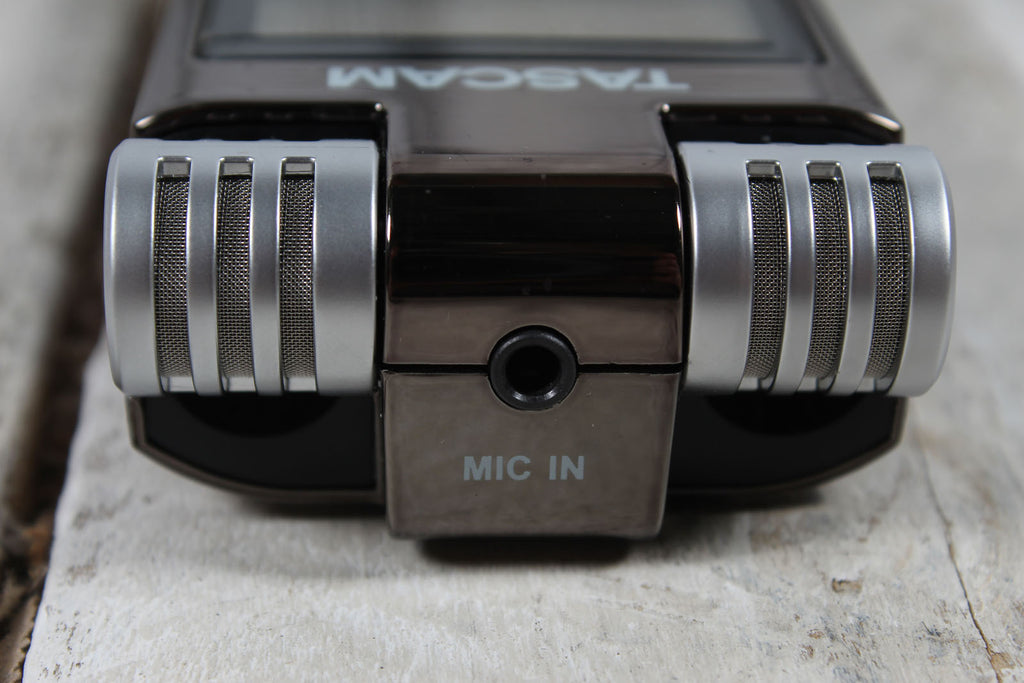 Tascam DR-07 Portable Digital Recorder with Foam Topper And Zip Case