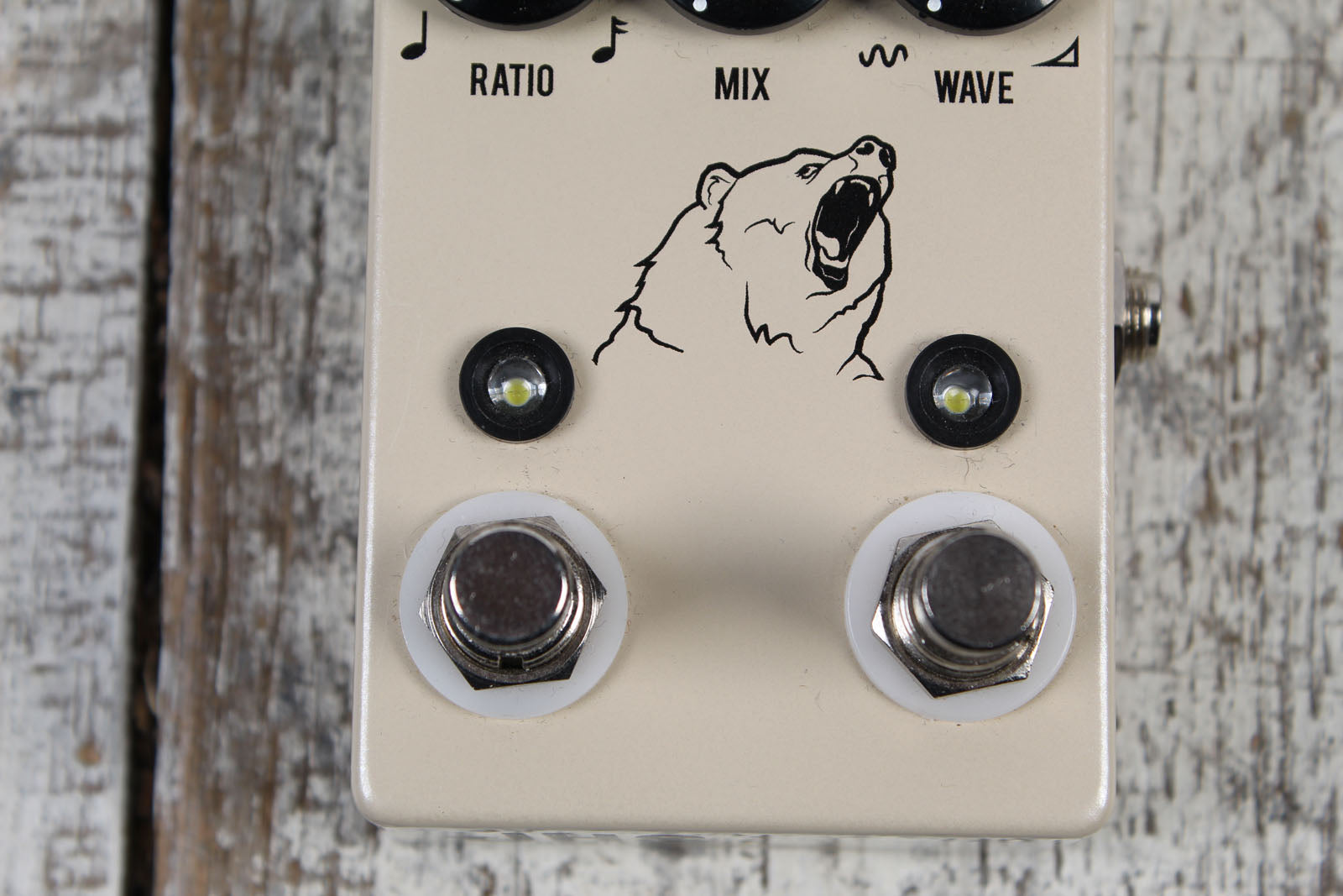 JHS Kodiak Tremolo Pedal Electric Guitar Tremolo Effects Pedal with Tap Tempo