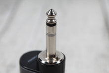 Load image into Gallery viewer, Line 6 G10TII Wireless Transmitter Digital Wireless Instrument Transmitter