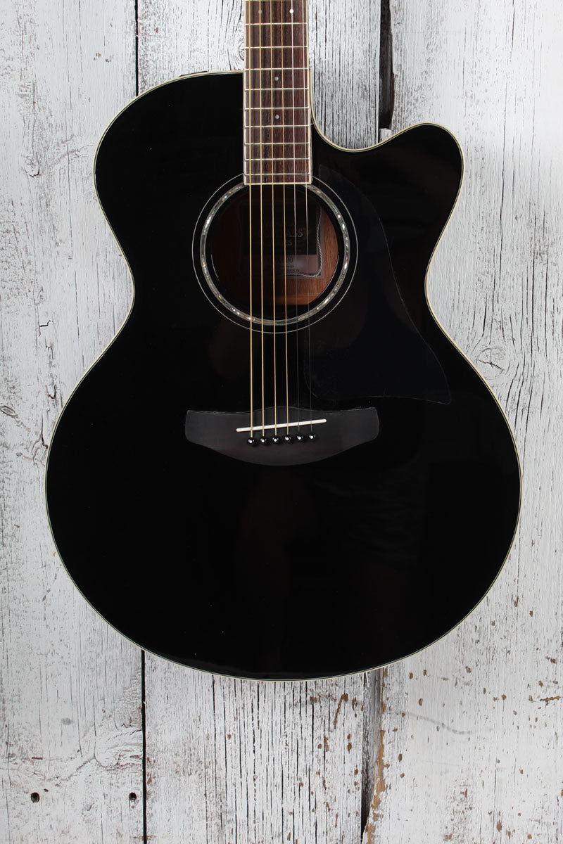 Yamaha  CPX600 BL Medium Jumbo Cutaway Acoustic Electric Guitar Black Finish Main image