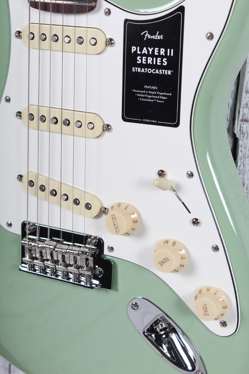 Fender Player II Stratocaster Solid Body Electric Guitar Birch Green Finish