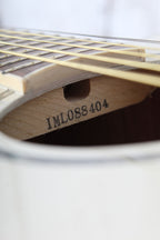 Yamaha APX600 Thinline Cutaway Acoustic Electric Guitar Vintage White Finish