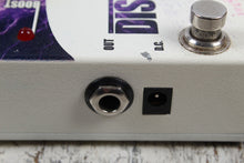 Load image into Gallery viewer, Tech 21 Boost Distortion Pedal Electric Guitar Boost / Distortion Effects Pedal