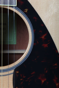 Yamaha FG820 Dreadnought Acoustic Guitar Solid Spruce Top Natural Gloss Finish