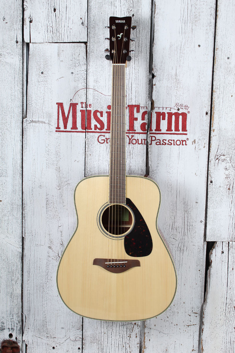 Yamaha FG820 Dreadnought Acoustic Guitar Solid Spruce Top Natural Gloss Finish Secondary image