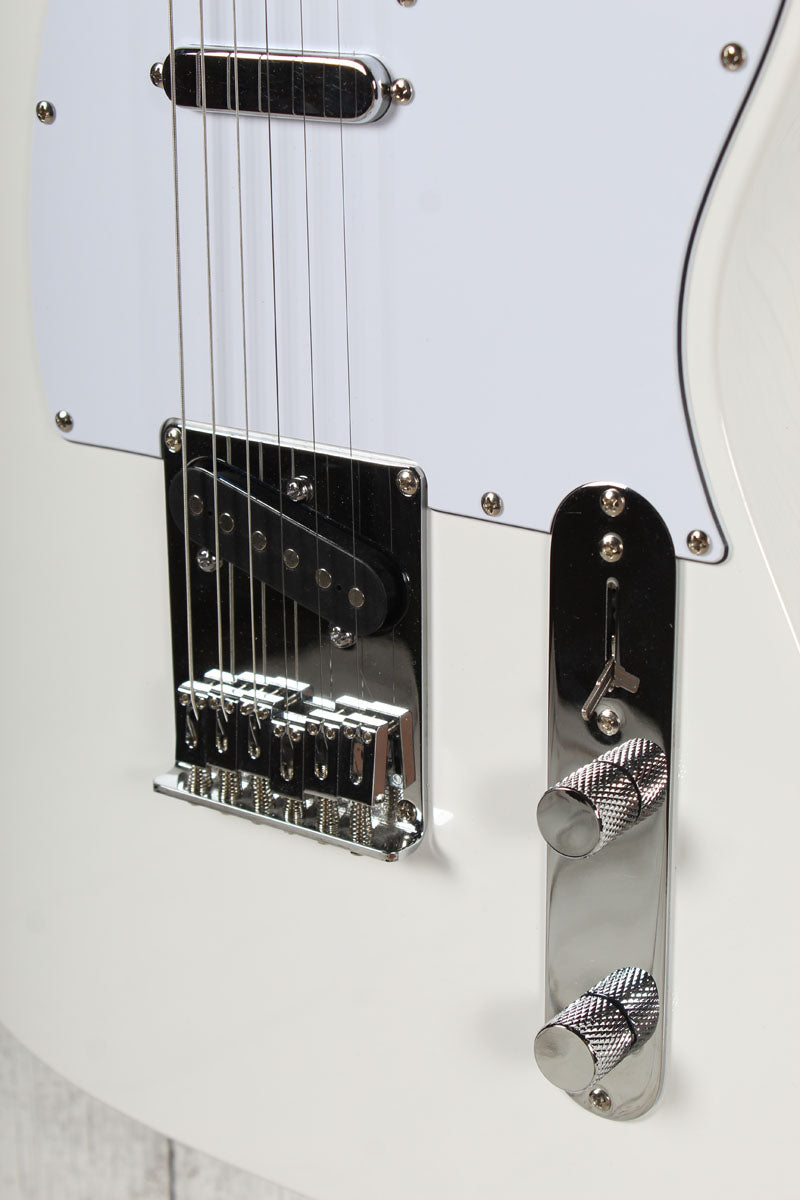 Fender 2021 Squier Affinity Series Telecaster Electric Guitar Arctic White