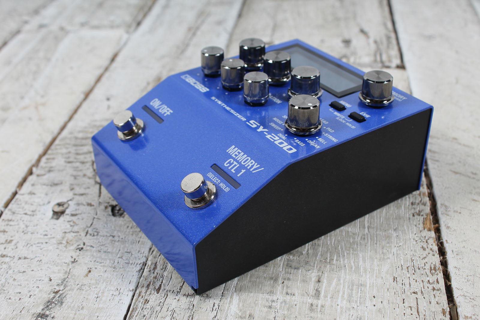 Boss SY-200 Guitar Synthesizer Pedal Electric Guitar & Bass Synth Effects Pedal