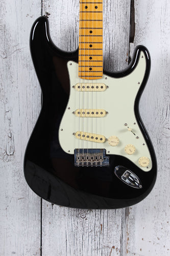Fender 2023 American Professional II Stratocaster Electric Guitar with Case