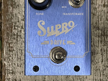 Load image into Gallery viewer, Supro 1305 Drive Overdrive Electric Guitar Effects Pedal Noiseless Switching