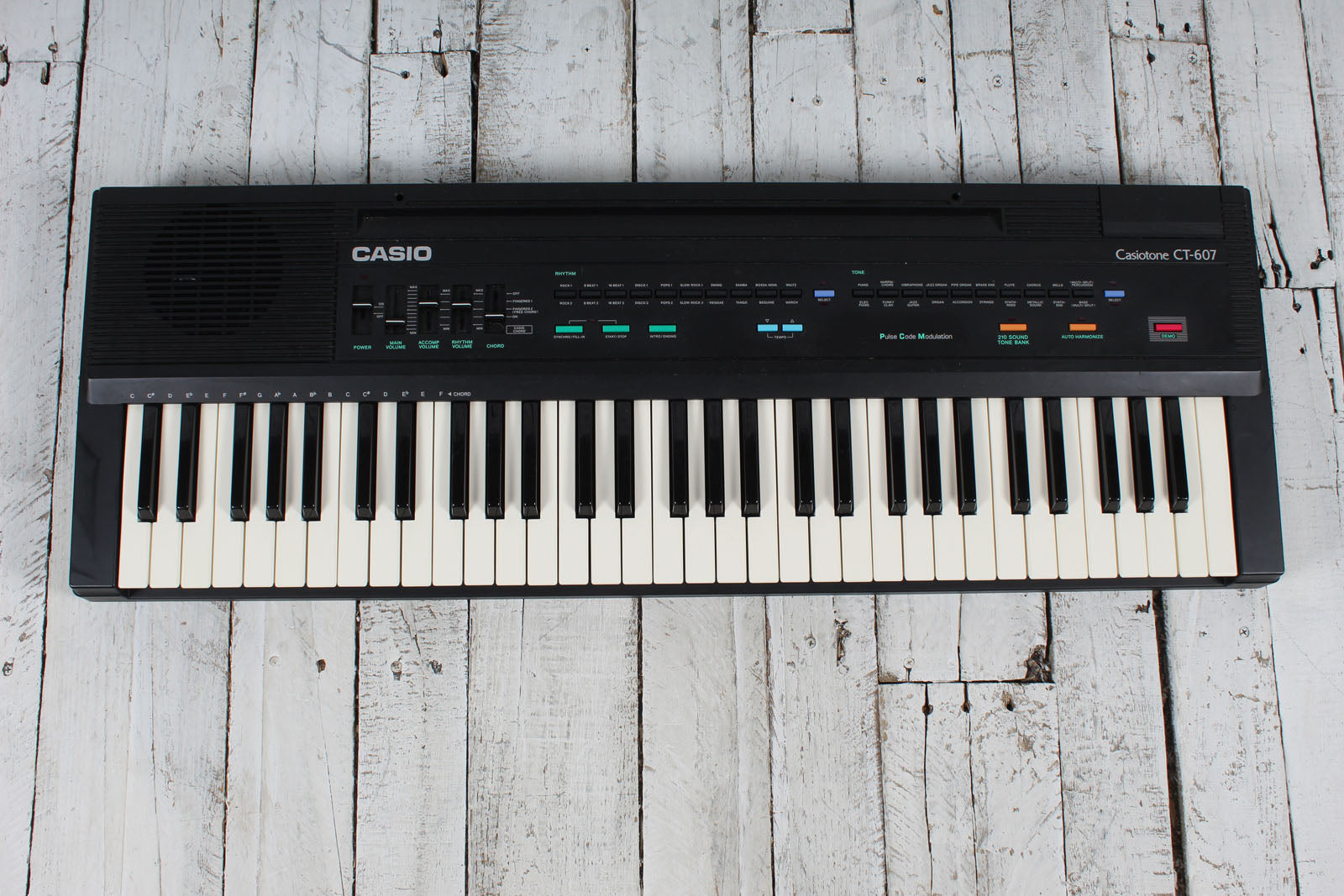 Casio Casiotone CT-607 Keyboard with Power Supply Manual and Original Box Main image