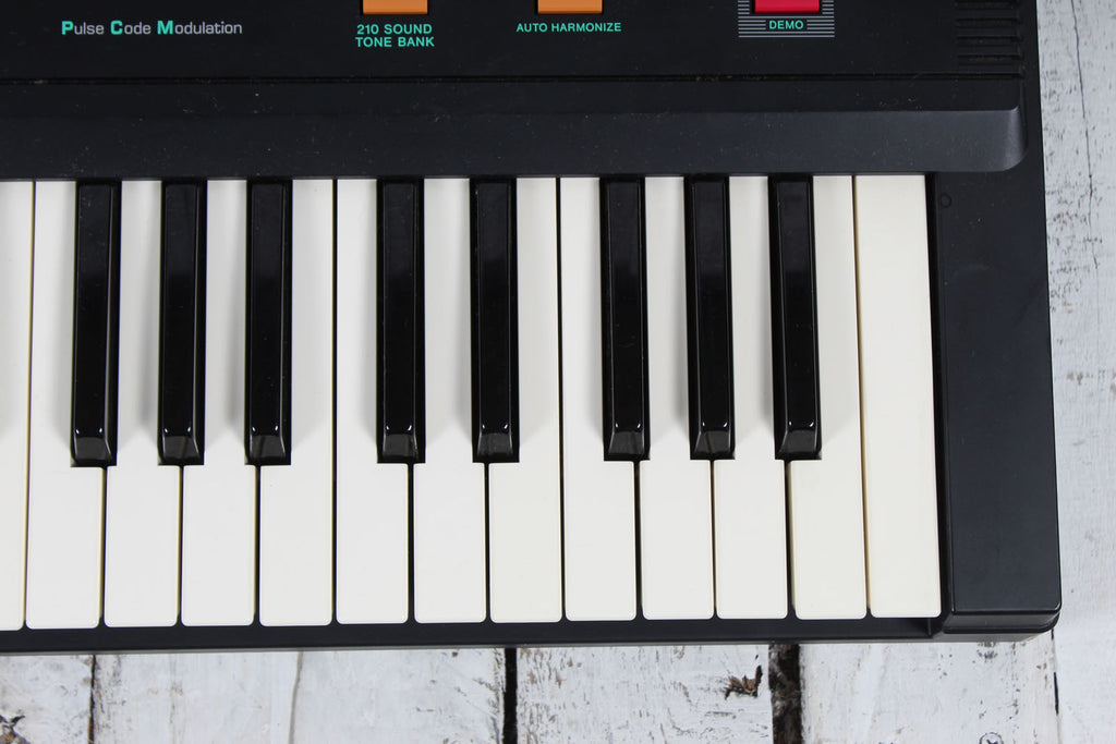 Casio Casiotone CT-607 Keyboard with Power Supply Manual and Original Box