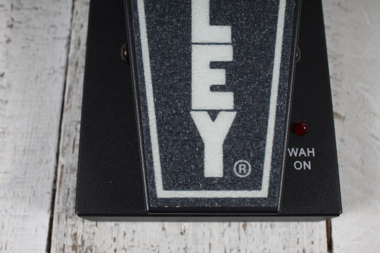 Morley 20/20 Classic Wah Pedal Classic Switchless Wah Guitar Effects Pedal