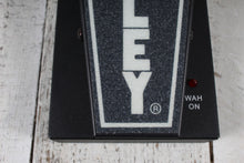 Load image into Gallery viewer, Morley 20/20 Classic Wah Pedal Classic Switchless Wah Guitar Effects Pedal