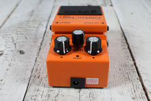 Load image into Gallery viewer, Boss DS-1 Distortion Effects Pedal Electric Guitar and Keyboard Effects Pedal