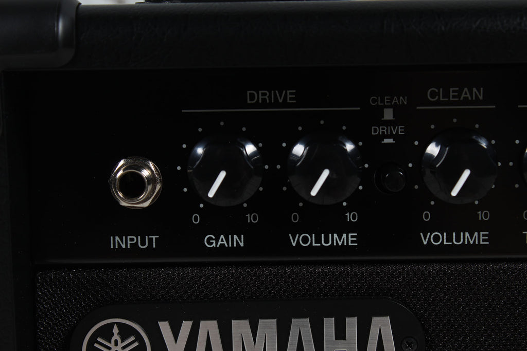 Yamaha GigMaker Electric Guitar Pack with Guitar and GA15II Combo Amplifier