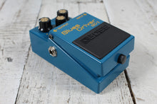 Load image into Gallery viewer, Boss BD-2 Blues Driver Overdrive Pedal Electric Guitar Overdrive Effects Pedal