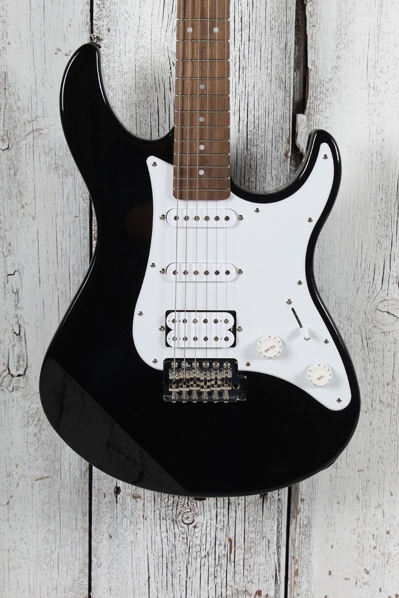 Yamaha GigMaker Electric Guitar Pack with Guitar and GA15II Combo Amplifier