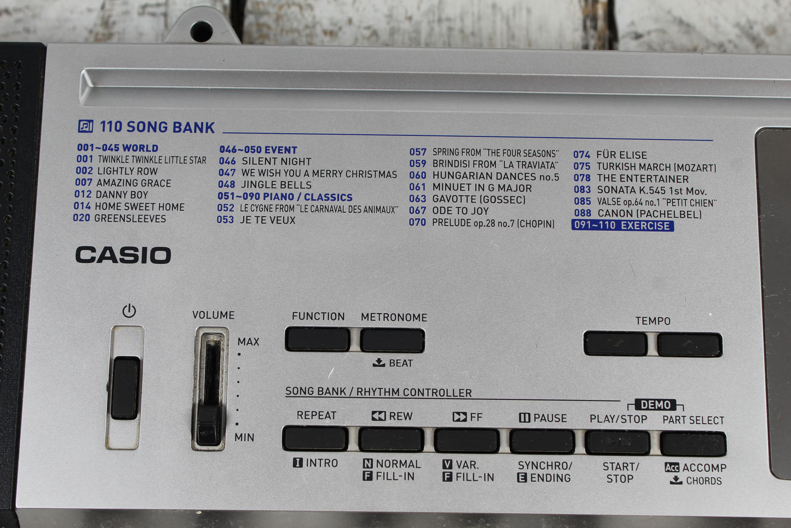 Casio LK-175 Keyboard 61 Key Portable Keyboard with Power Supply and Gig Bag