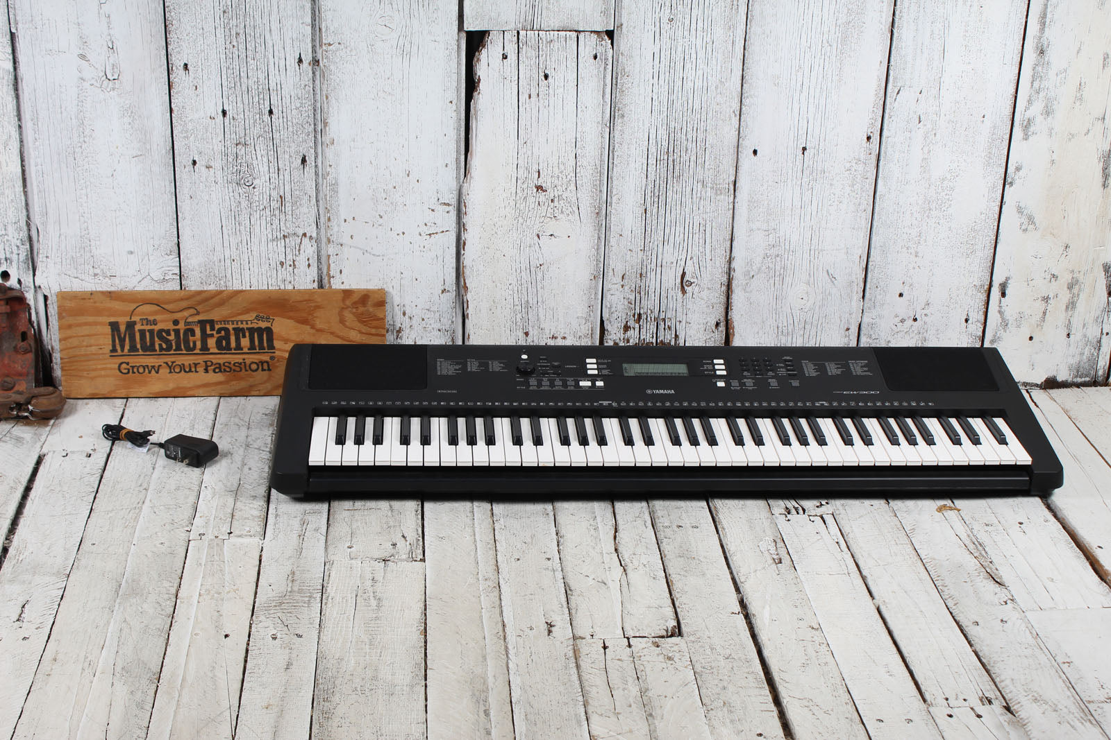 Yamaha PSR-EW310 Keyboard 76 Key Touch Sensitive Keyboard with Power Supply