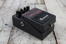 Load image into Gallery viewer, Boss MT-2W Metal Zone Waza Craft Pedal Electric Guitar Distortion Effects Pedal