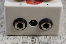 Load image into Gallery viewer, EarthQuaker Gary Automatic Pulse Width Fuzz / Overdrive Guitar Effects Pedal