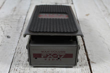 Load image into Gallery viewer, DOD FX-17 Wah-Volume Pedal Electric Guitar Wah / Volume Effects Pedal
