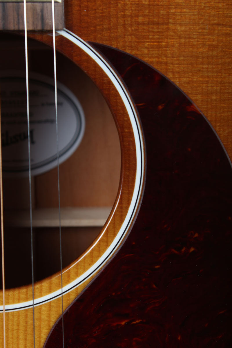 Gibson J-45 Standard Acoustic Electric Guitar Honeyburst with Hardshell Case
