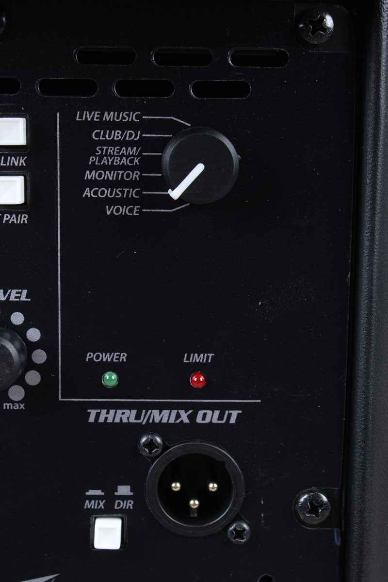 Peavey Aquarius AQ 12 Powered Speaker 670 Watt 12 Inch Powered Speaker