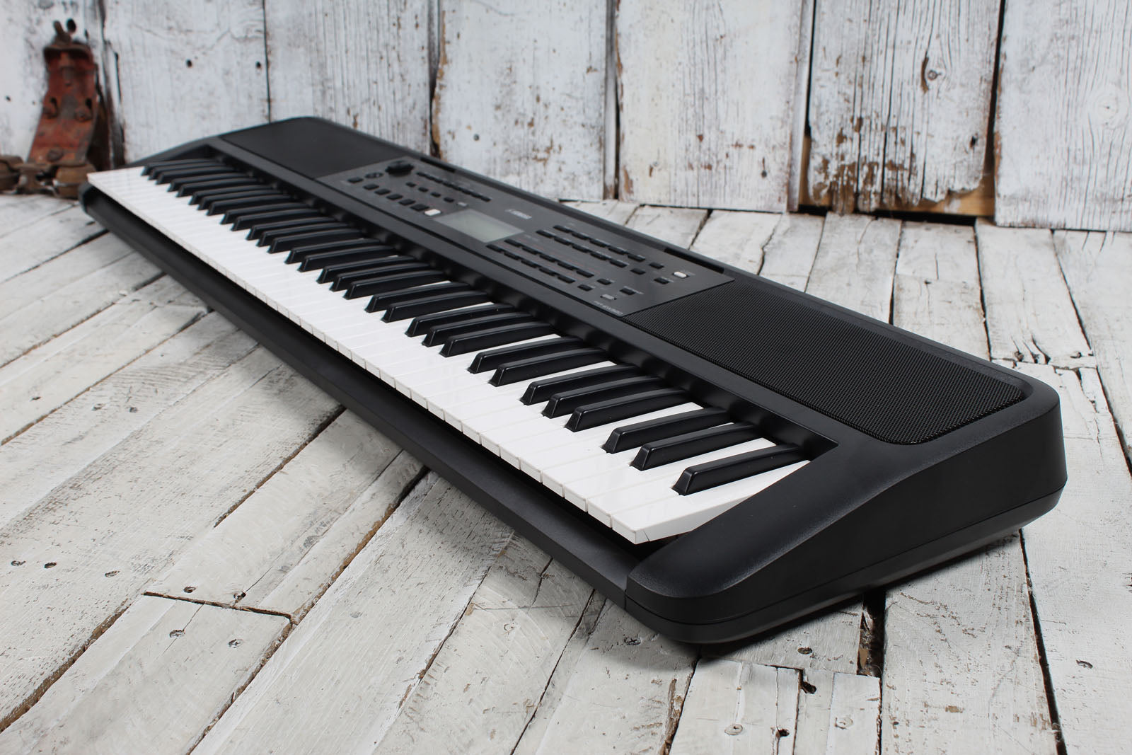 Yamaha PSR-EW320 Keyboard 76 Key Portable Keyboard with Power Supply