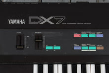 Load image into Gallery viewer, Yamaha Vintage 1980s DX7 Digital Synthesizer 61 Key Keyboard w Case &amp; Cartridges