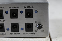 Load image into Gallery viewer, MXR Iso-Brick Power Supply Electric Guitar and Bass Effects Pedal Power Supply