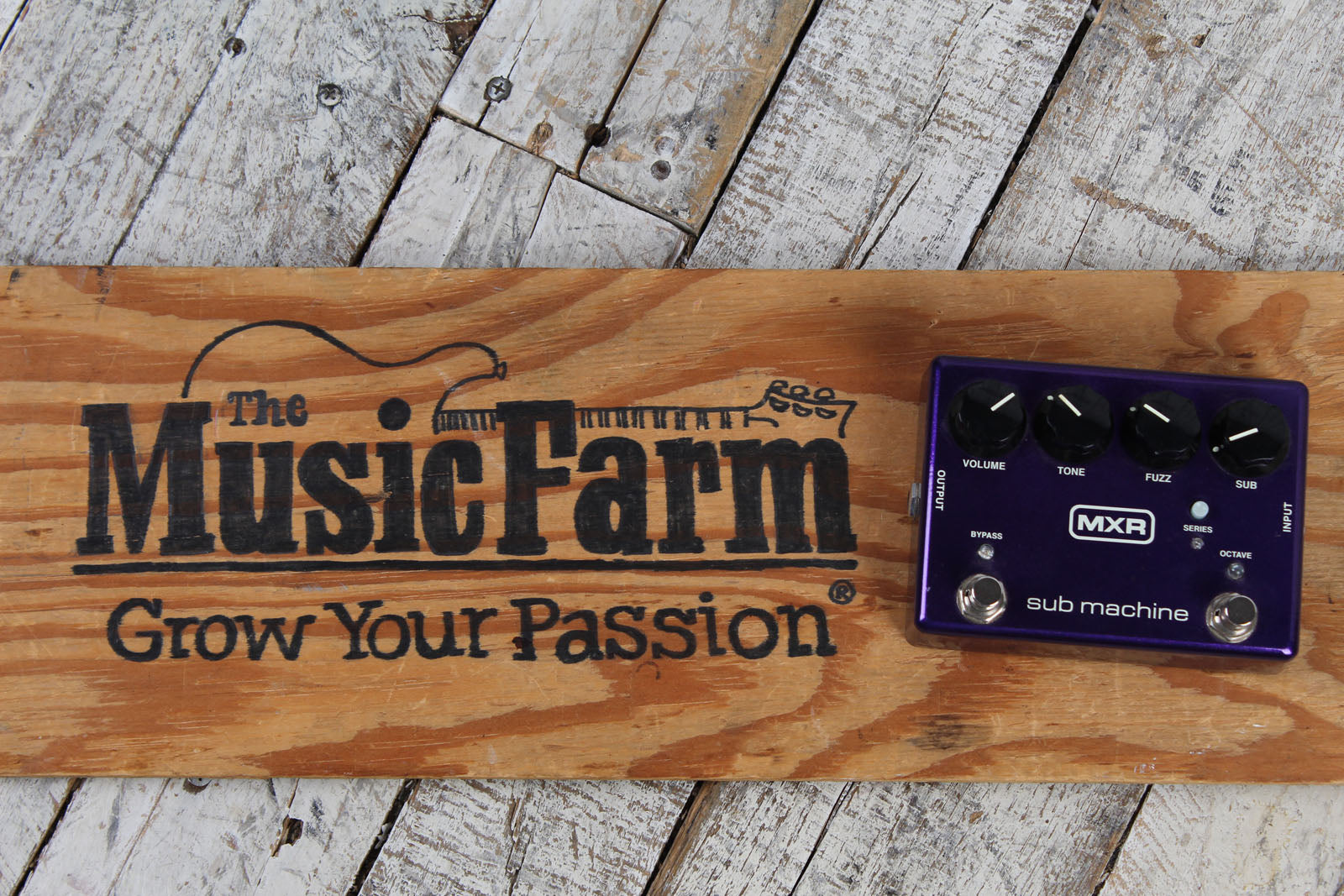 MXR Sub Machine Fuzz Octave Pedal Electric Guitar Octave Fuzz Effects Pedal Secondary image