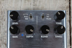 Fender Tre-Verb Digital Reverb / Tremolo Pedal Electric Guitar Effects Pedal