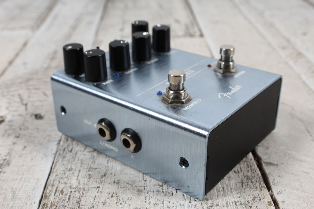 Fender Tre-Verb Digital Reverb / Tremolo Pedal Electric Guitar Effects Pedal