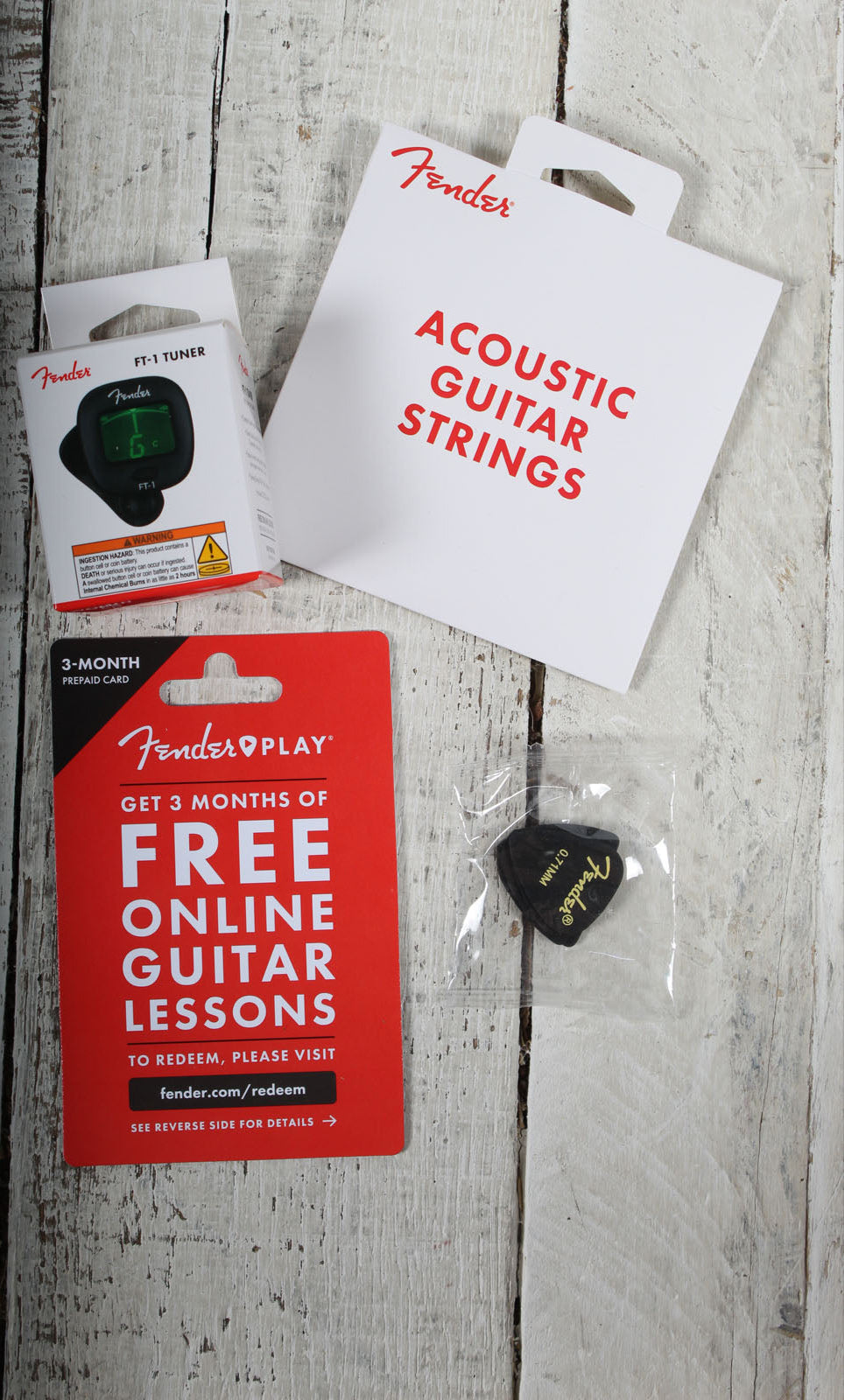 Fender California Standard Redondo Pack Acoustic Guitar with Gig Bag and Accessories