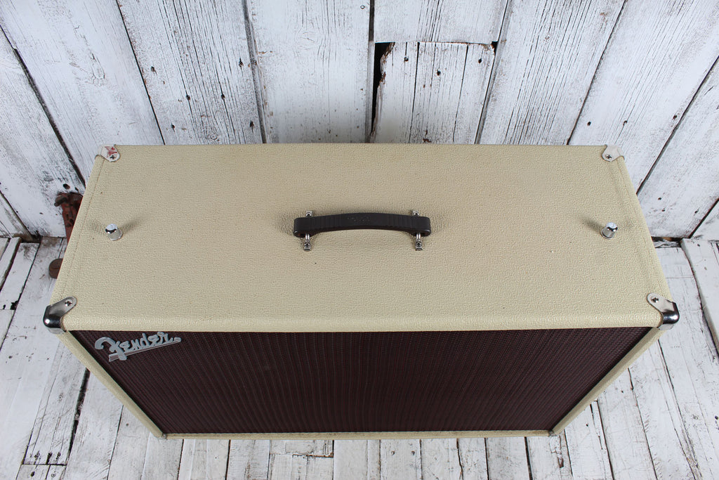 Fender Super-Sonic 60 212 Electric Guitar Speaker Cabinet Blonde with Cover